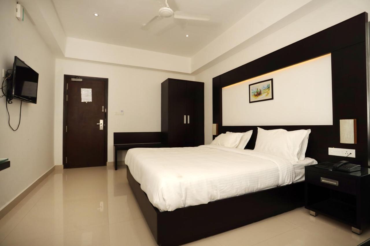 Loveland Residency Коччи Экстерьер фото